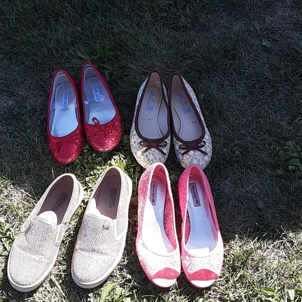 Girl shoes